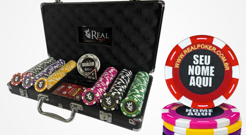 Maleta com 300 Fichas de Poker Personalizadas em Plástico